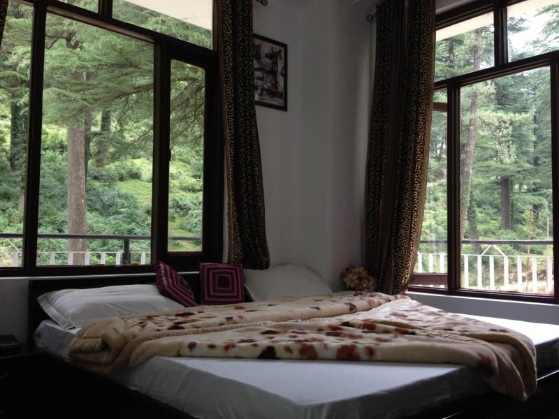 Oyo 1153 The Oak Valley Dharamsala Zewnętrze zdjęcie